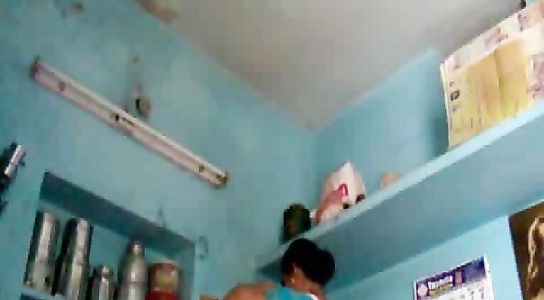 Sheetal Bhabhi Chaning - Movies.