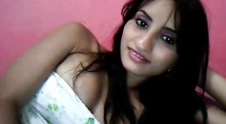 Lahori Girl On Webcam 1 - Movies.