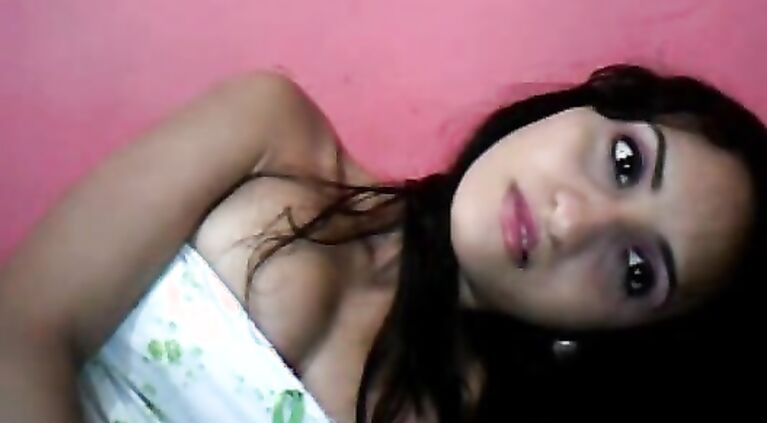 Lahori Girl On Webcam 1 - Movies.