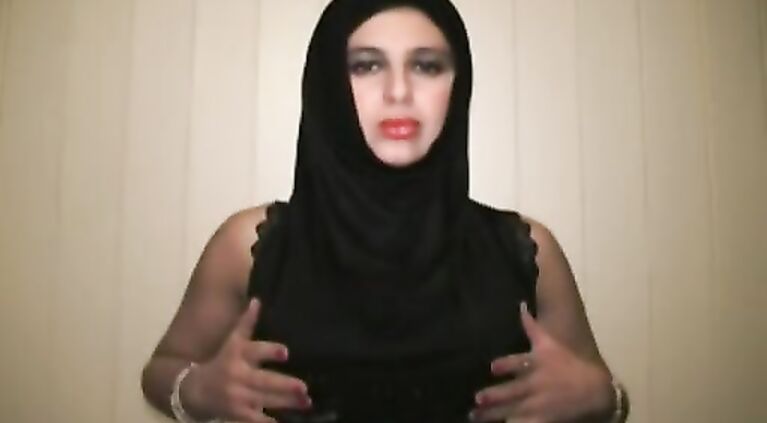 Indian Wife Removing Bra - Movies.