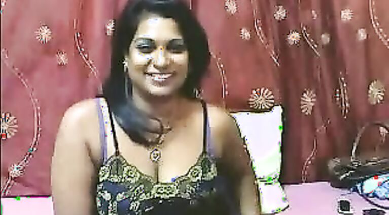 Desi Babe Of WebCam - Movies.