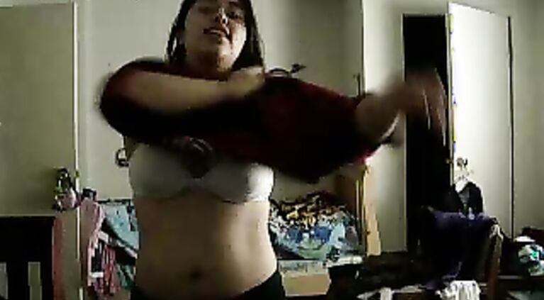 Indian Girl Beebo Changing - Movies.