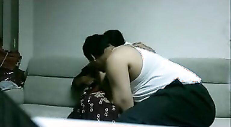 Sameera Bhabhi Sex Kaand - Movies.