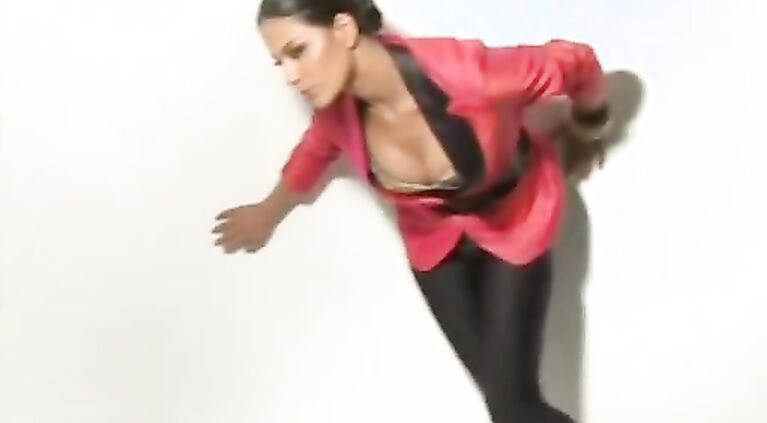 Veena Malik Photo Session - Movies.