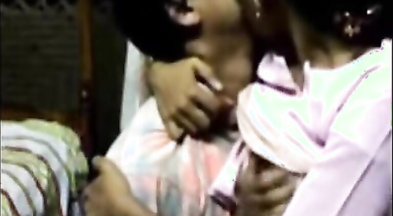 Indian Girl Boob Pressed - Movies.