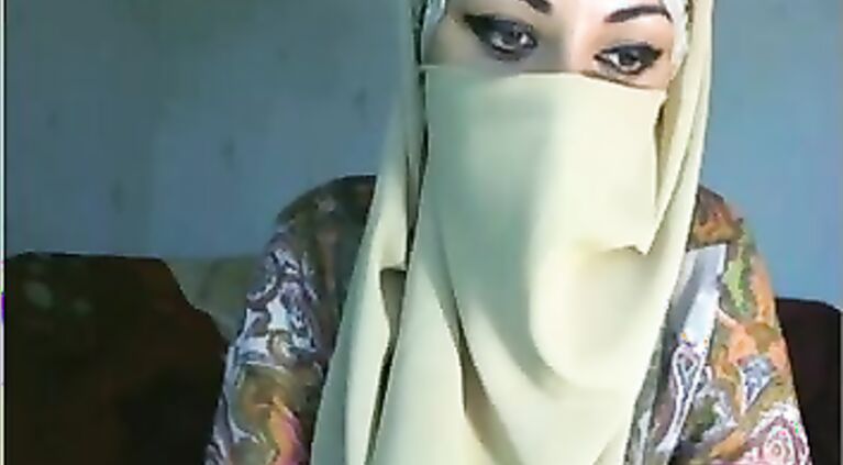 Muslim Pakistani Nipple Show - Movies.