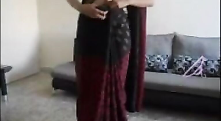 Learn How To Wear Sari - Movies. video2porn2