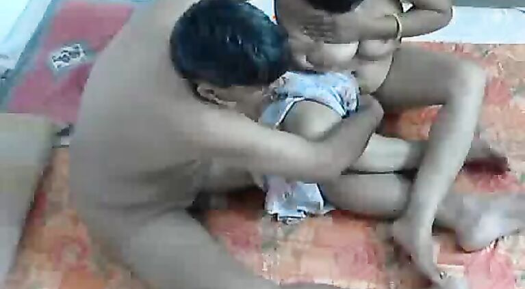 Bhabhi Desperate For Sex - Movies. video2porn2
