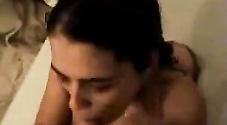 Sucking In Shower - Movies.
