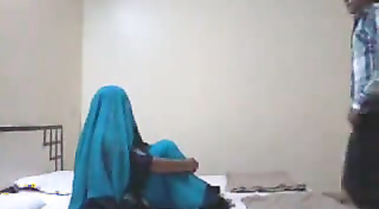 Desi Bhabhi New Motor - Movies.