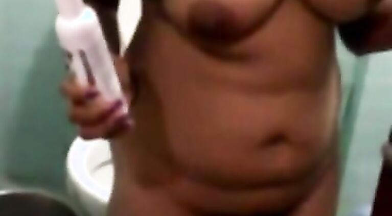 Sexy Indian In Shower - Movies.