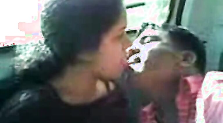 Srilankan GF Fucked In Car - Movies.