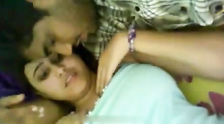 Indian GF Tits Fondled - Movies. video2porn2