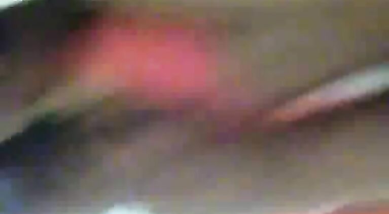Bengali babe Laboni with her boyfriend getting her super hot big juicy boobs sucked in this l1eaked mms.