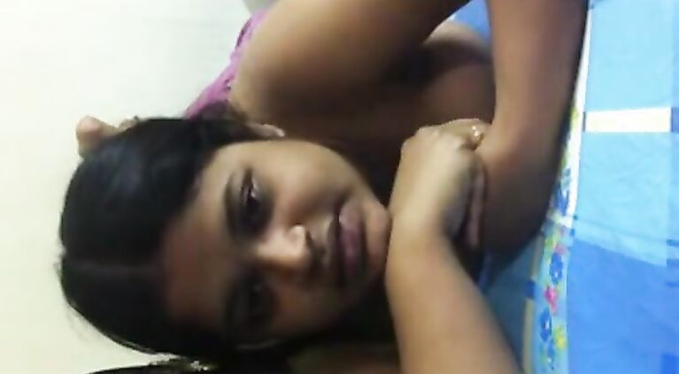 Bhabhi Sharing Sexperience - Movies.
