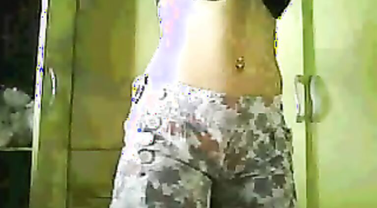 I found other videos of her at topfreevideos