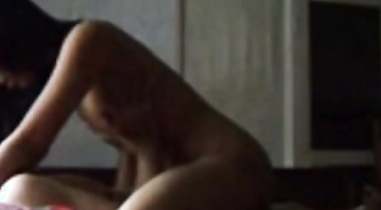 Newly married Indian couple from Mizoram homemade leaked sex tape.