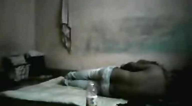 what a waste of time, poor indian sex scene