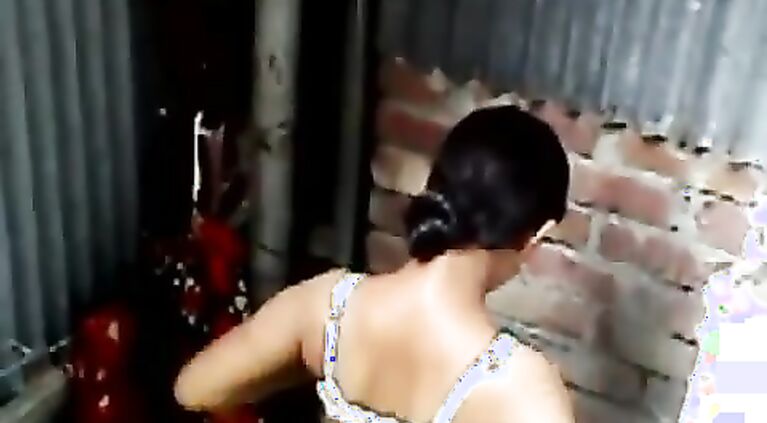 Village Bhabhi In Shower - Movies.