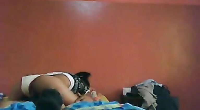 Hot and sexy Mumbai bhabhi seducing her foriegn boss in her apartment to get promotion at work.
