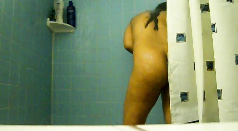 Big Ass Indian GF In Bath - Movies.