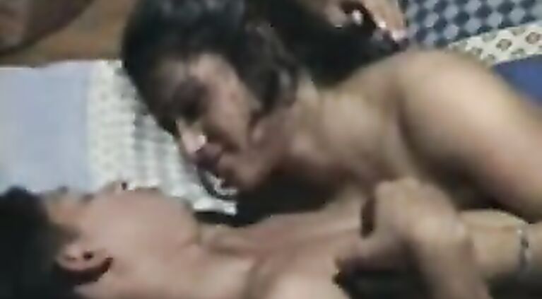 Beautiful Himachal college babe Aanchal getting mouth fucked during oral sex session with boyfriend taking his cum in mouth and showing lovely tits in this MMS.