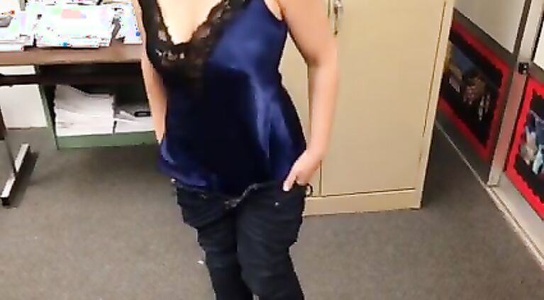 Mumbai Secretary In Office - Movies. video2porn2