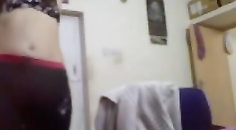 Daksha Bhabhi On Live Cam - Movies. video2porn2