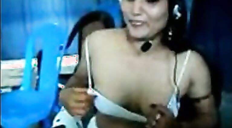 Bangla Babe Live On Cam - Movies.