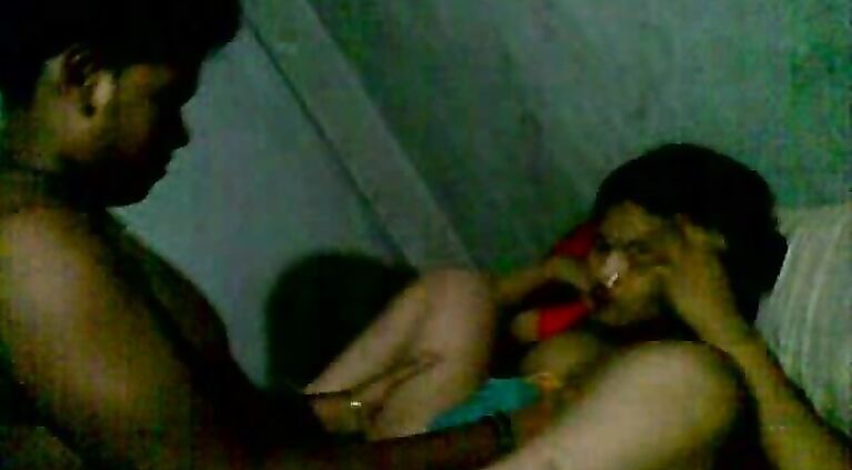 Amateur Kolkata Couple MMS - Movies.