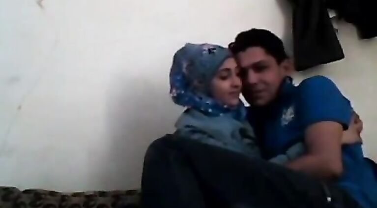 Pakistani GF Arab Boyfriend - Movies.
