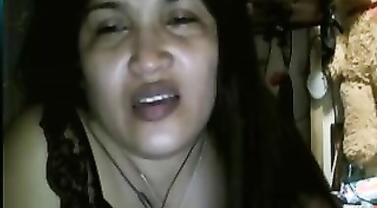 Skpye Chat With Laxmi Bhabhi - Movies.