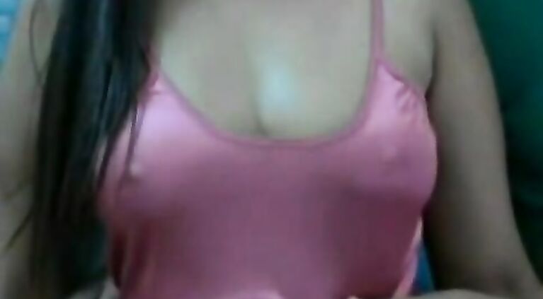 Desi couple Delhi in mask live on webcam, aunty showing her lovely ass cheeks while riding and sucking cock then enjoying cunnilingus in this sex mms.