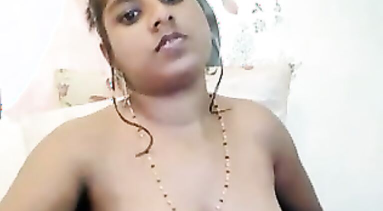 Indian Cam Girl Hottie - Movies. video2porn2