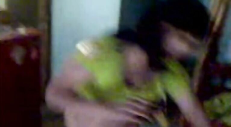 Bhabhi Ka Mast Mast Love - Movies.