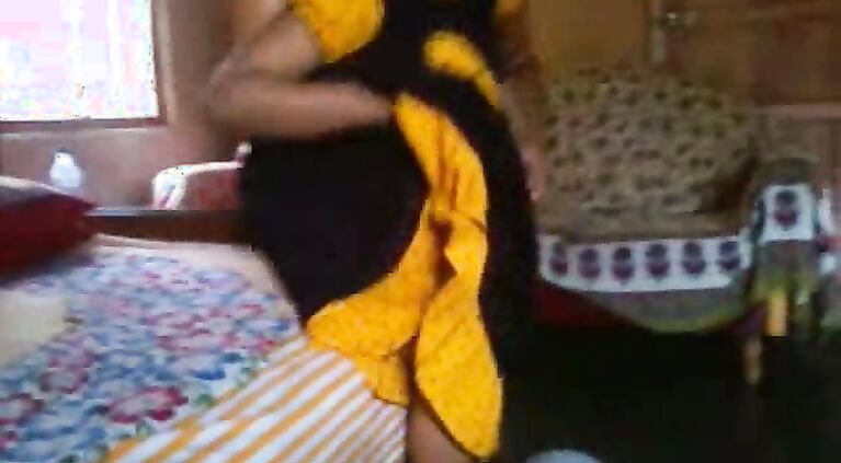 Lucknow Ki Bhabhi Ghazala - Movies. video2porn2