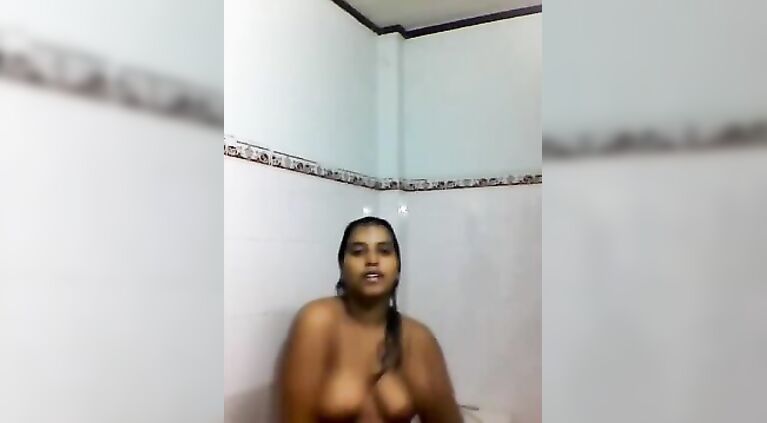 Ahmedabad Girl Shower Selfie - Movies. video2porn2