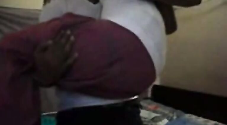 Veeru And Ashmini Delhi Couple - Movies. video2porn2
