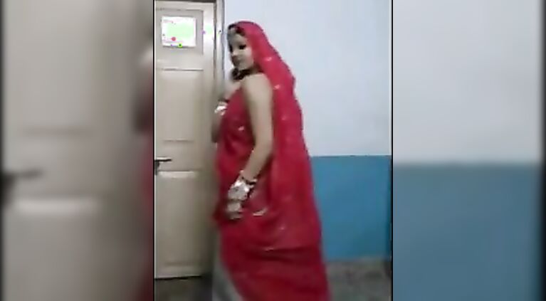Rajhastani Bhabhi Dancing - Movies. video2porn2