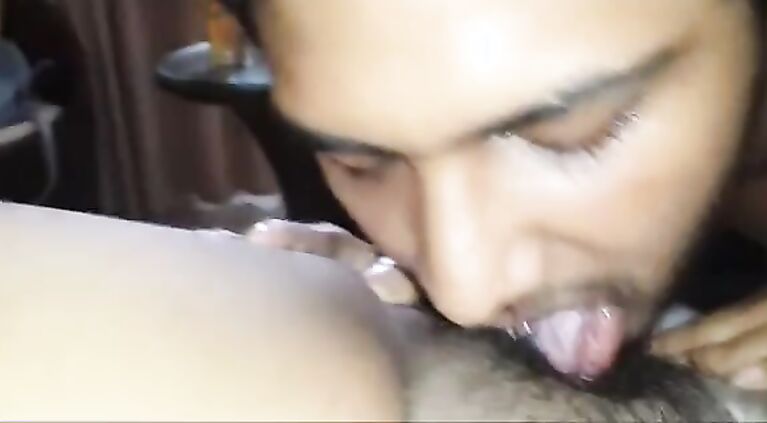 Bhabhi Getting Oral Sex - Movies. video2porn2