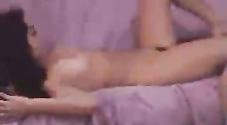 The camera guy never zooms in on that wetness agghh