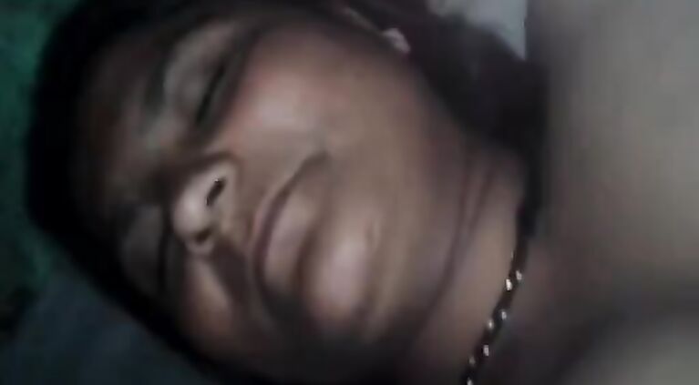 Shakuntala Bhabhi Sex MMS - Movies.