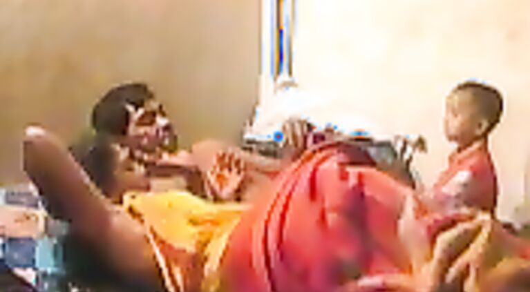 fuck i wanted her to spread her ass cheeks so bad