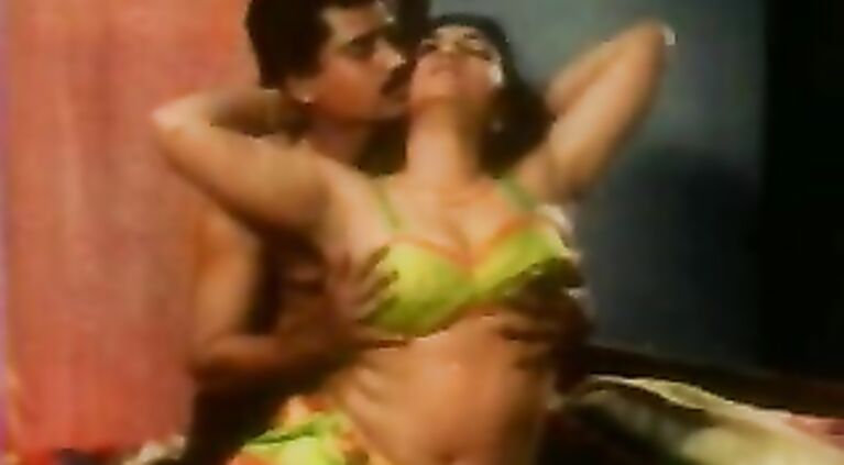 Anita Memon Sexy Babe - Movies.