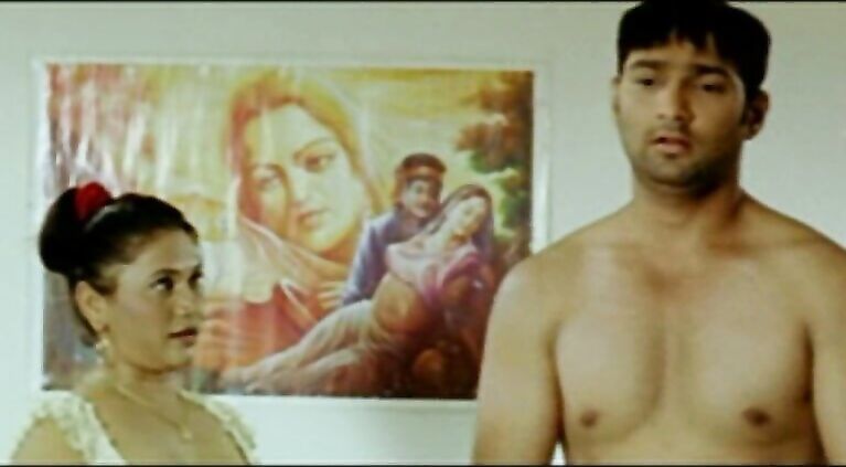 Aunty Opening Clothe - Movies.