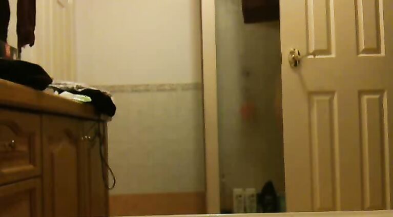 Girl Caught In Shower - Movies.