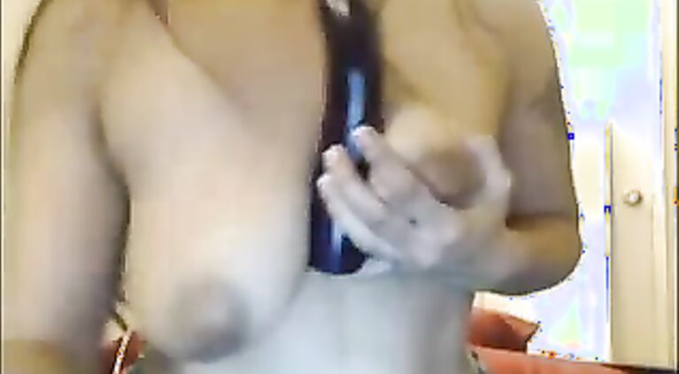 Delhi Bhabhi On Live Cam - Movies.