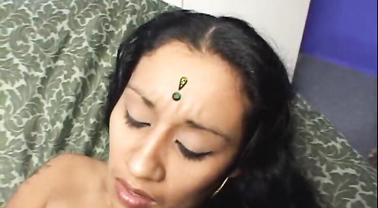 coincido contigo struckz, cada vez que lo veo me pone loca