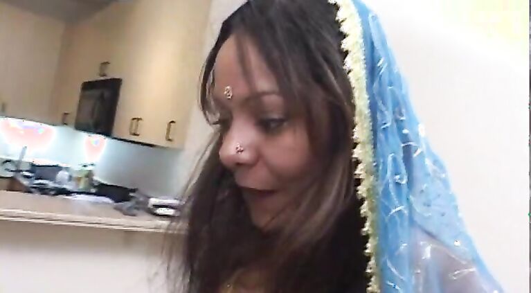 very nice Love watching indian ladies taking white dicks
