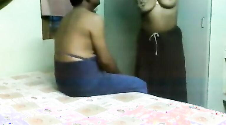 Amateur Aunty Fucked hard and long.